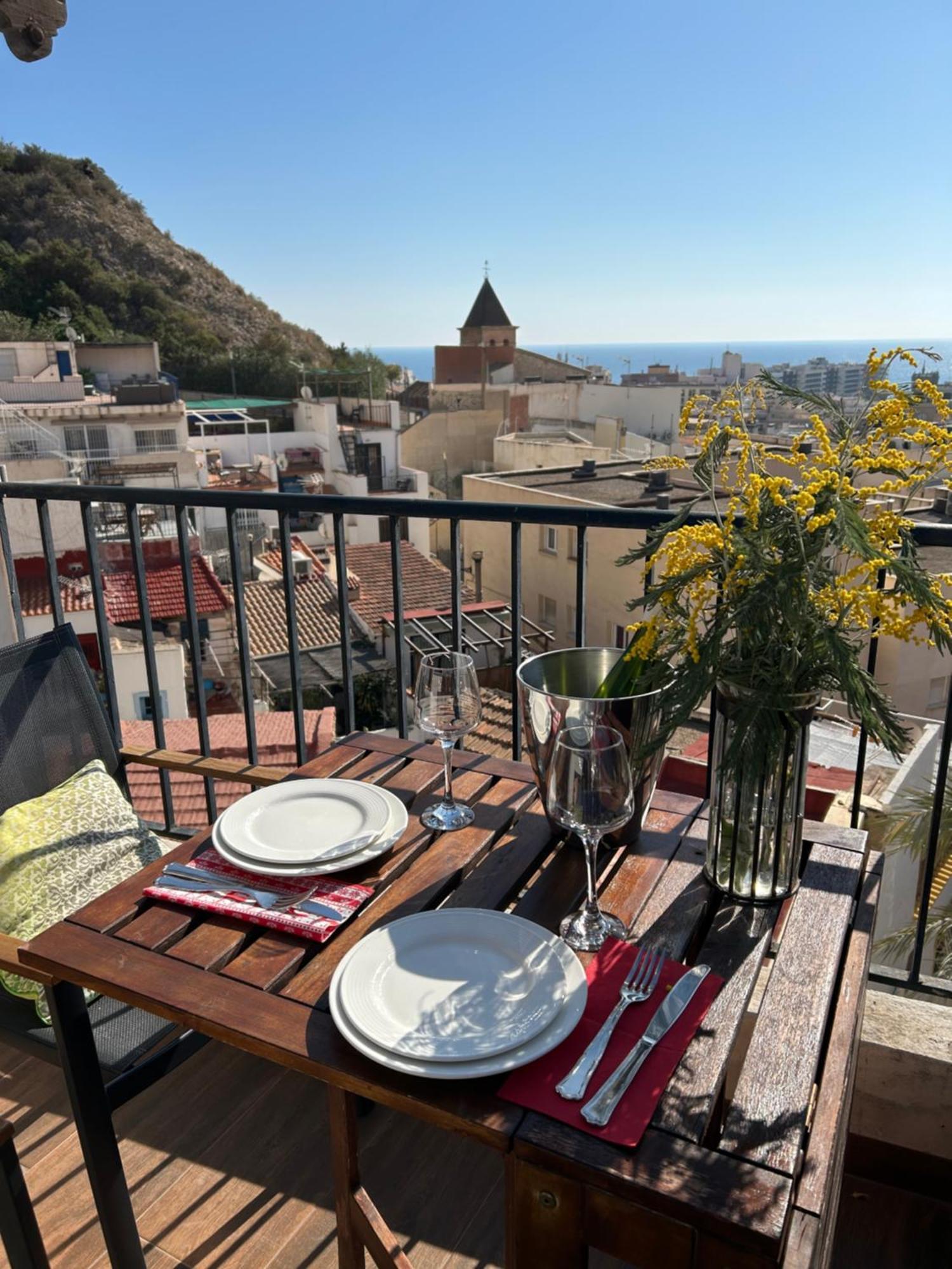 Willa Charming House In The Historic Old Town Alicante Zewnętrze zdjęcie
